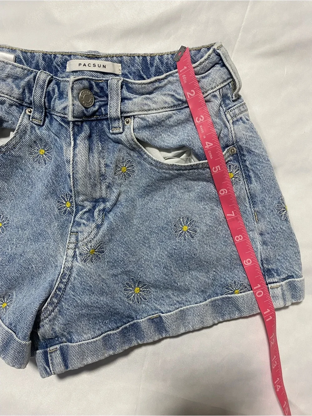 PacSun Light Wash Denim Daisy Embroidered Shorts